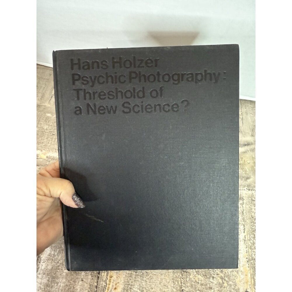 Psychic Photography: Threshold of a New Science? by Hans Holzer 1969 - Kreskin